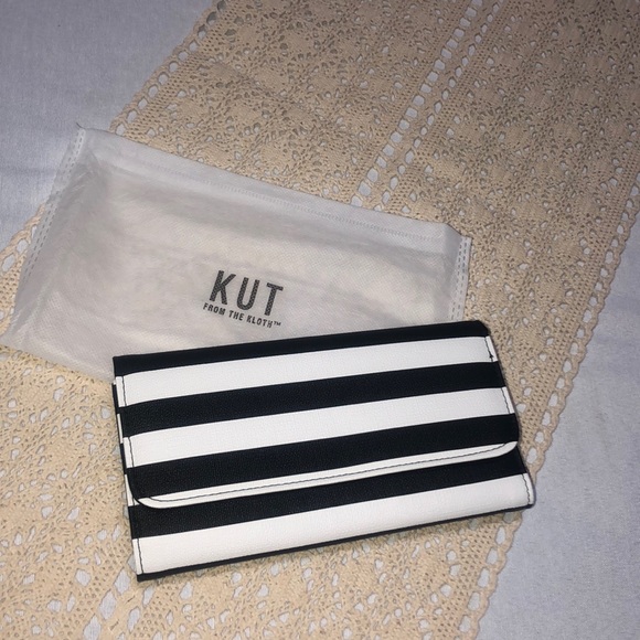 Kut from the Kloth Handbags - KUT wallet